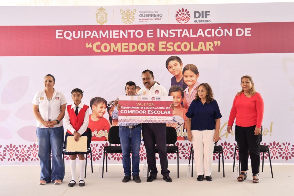 Equipa la gobernadora Evelyn Salgado Pineda, a 43 comedores escolares de centros educativos de la zona Centro