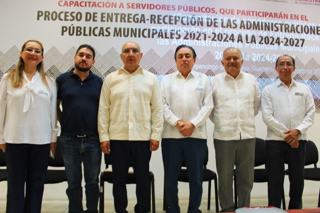 Fortalece Evelyn Salgado capacitación para el proceso Entrega-Recepción de autoridades municipales en Guerrero