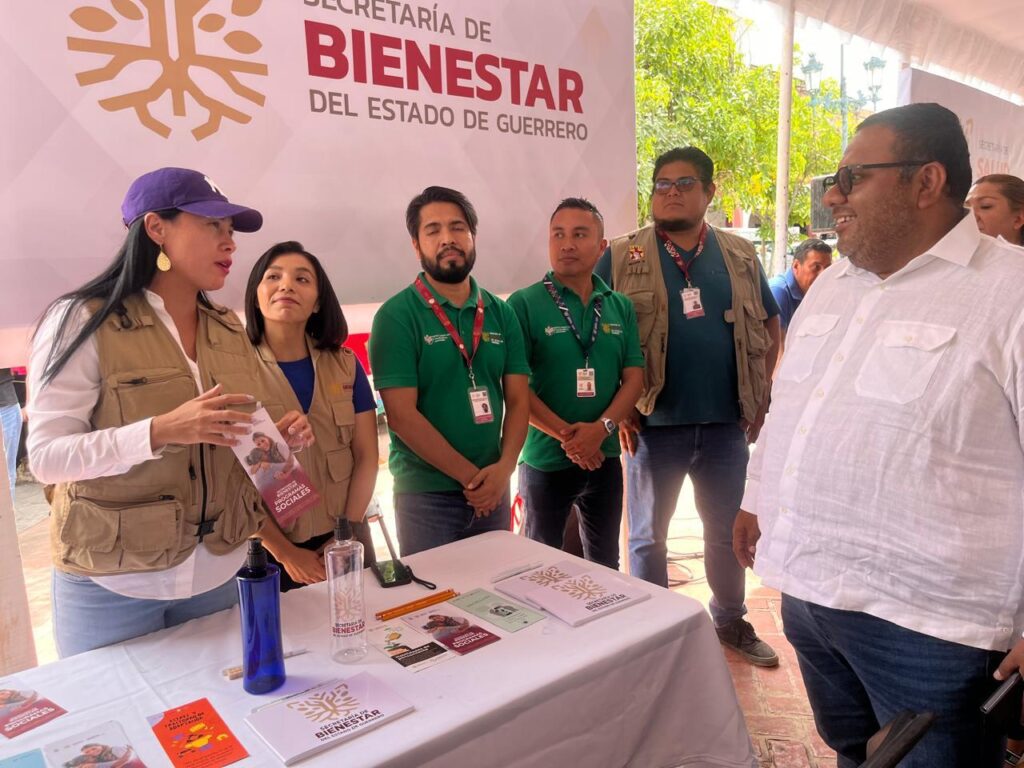 Garantizar el acceso a los programas y servicios para toda la población guerrerense, prioridad de Evelyn Salgado Pineda.