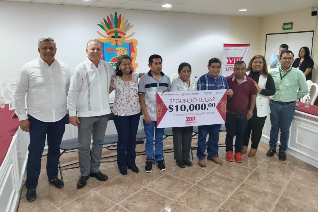 Gobierno de Evelyn Salgado premia a ganadores del Concurso Estatal de Contraloría Social 2024 en Guerrero