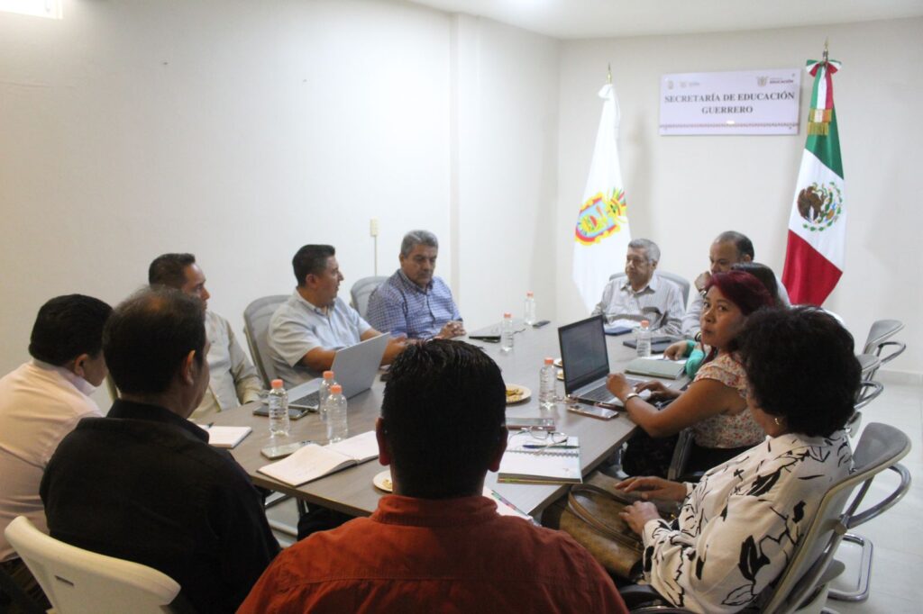 Inicia la SEG preparativos para próximo ciclo escolar 2024-2025 y recibir a un millón ciento once mil setecientos alumnos de nivel básico, medio superior y superior