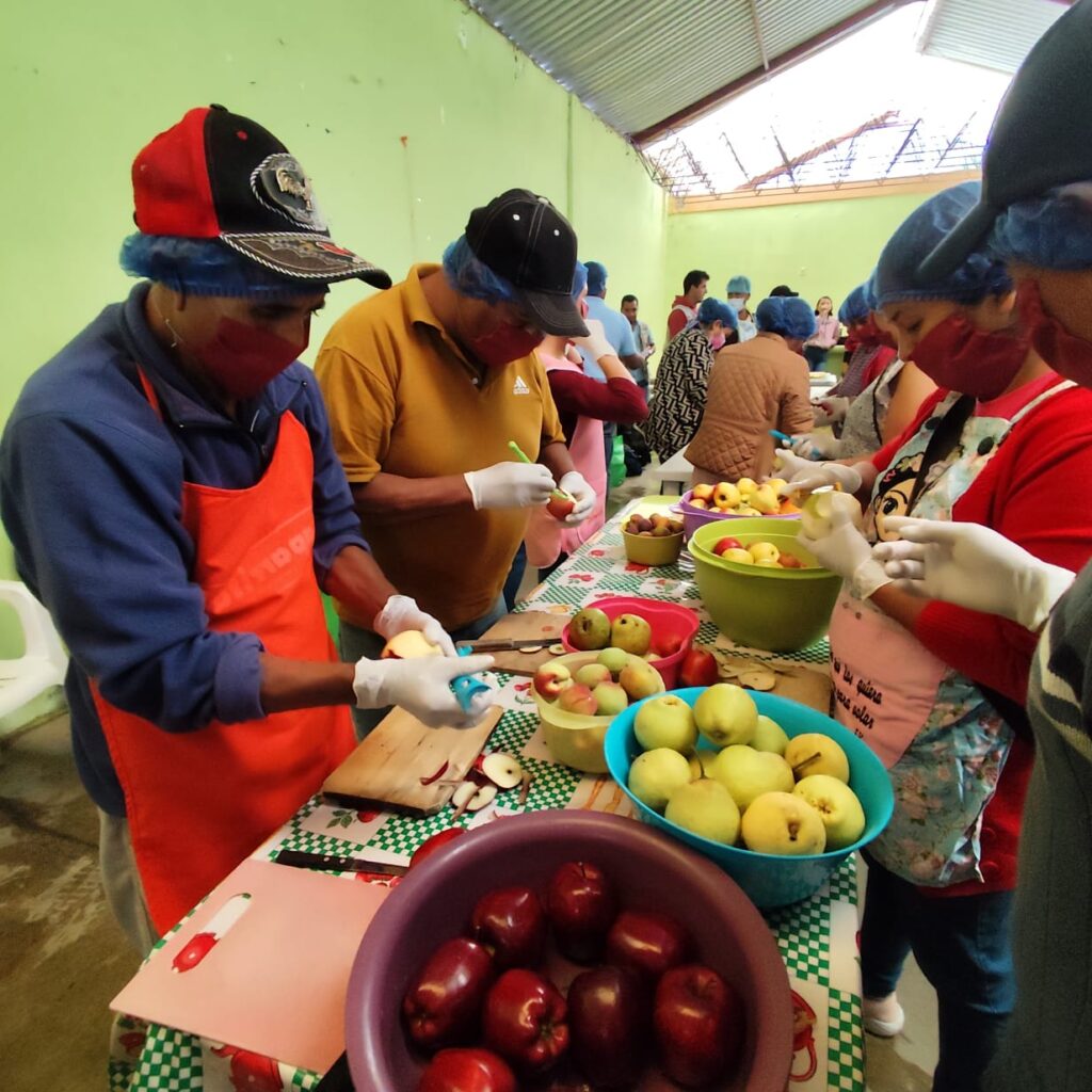 La gobernadora, Evelyn Salgado impulsa acciones para el empoderamiento económico de las mujeres
