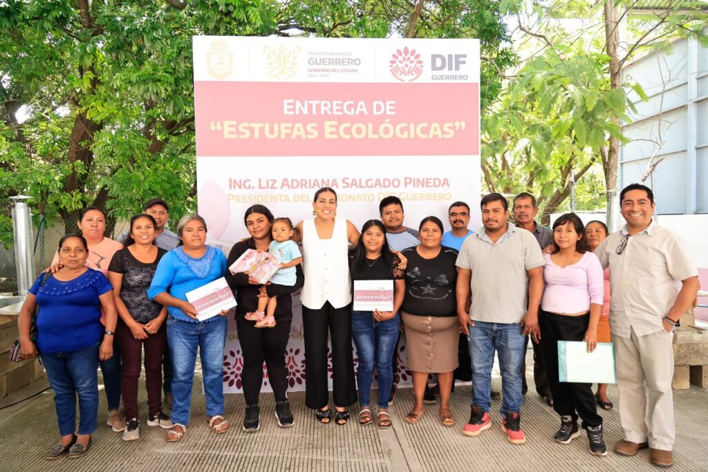 Promueve Evelyn Salgado el programa “Pro Salud” beneficiando a familias de la región Centro y Acapulco