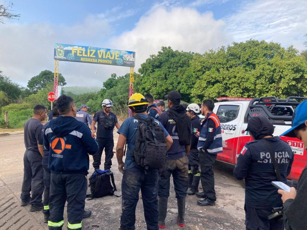 SGIRPCGRO encabeza labores de búsqueda de tres personas reportadas como desaparecidas en Apango
