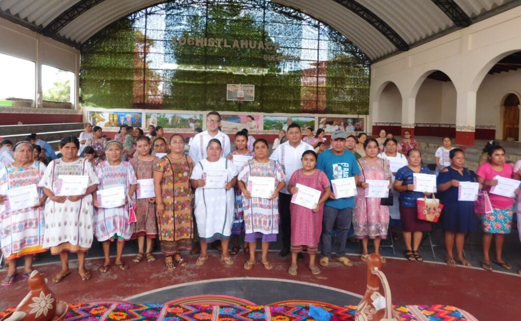 Promueve la gobernadora, Evelyn Salgado Pineda concursos artesanales en todas las regiones