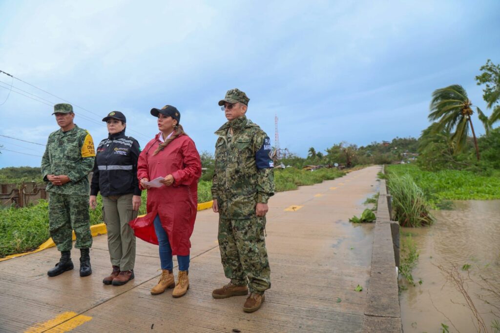 Toda la fuerza operativa del Gobierno de Guerrero se encuentra desplegada para atender la emergencia en la Costa Chica: Evelyn Salgado