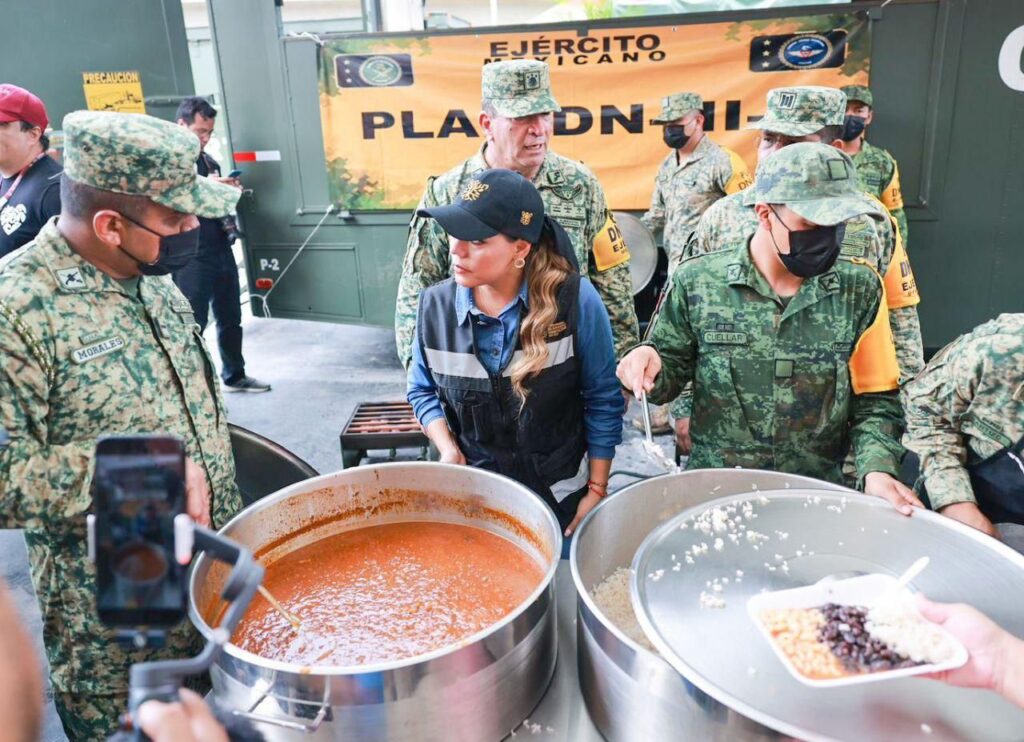 Supervisa Evelyn Salgado la atención humanitaria del Gobierno del Estado en el albergue de Expo Mundo Imperial