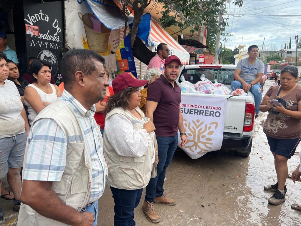 Continúa Evelyn Salgado las labores de apoyo a las familias de Guerrero tras el paso del huracán John