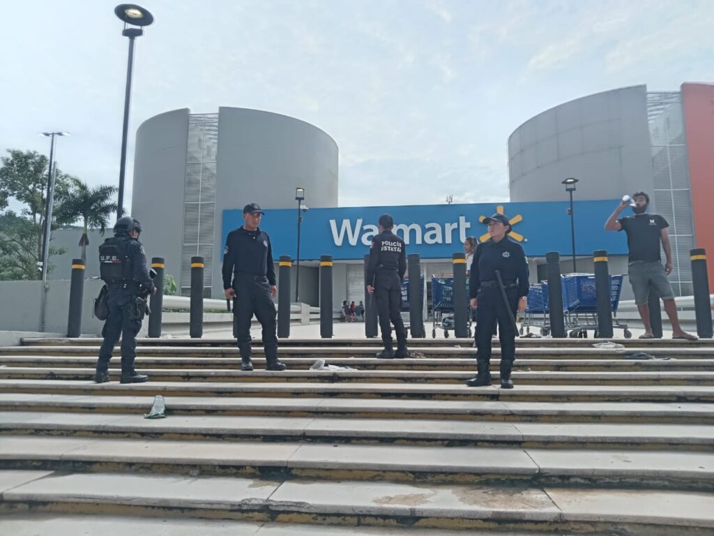 Garantiza Evelyn Salgado abasto de alimentos y prioriza reactivación económica en Acapulco y todo el estado