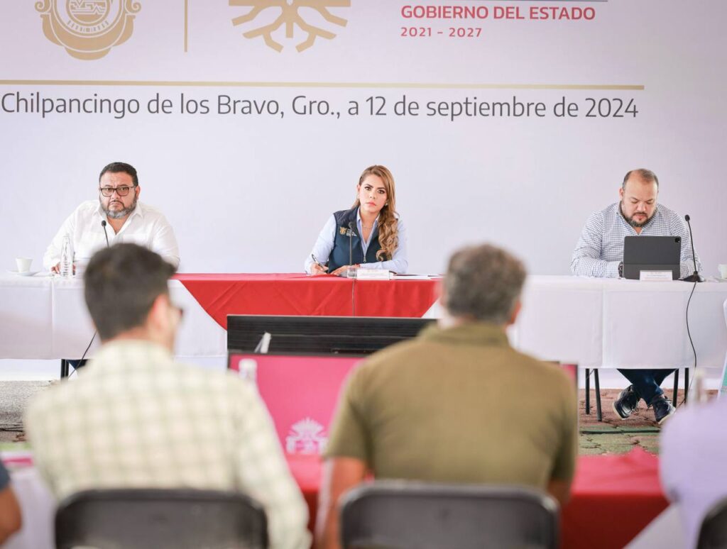 Reafirma Evelyn Salgado solidaridad con madres, padres y familiares de los 43 estudiantes de Ayotzinapa