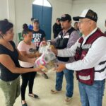Gobierno de Guerrero lleva ayuda humanitaria a La Soledad, en la Sierra de Guerrero
