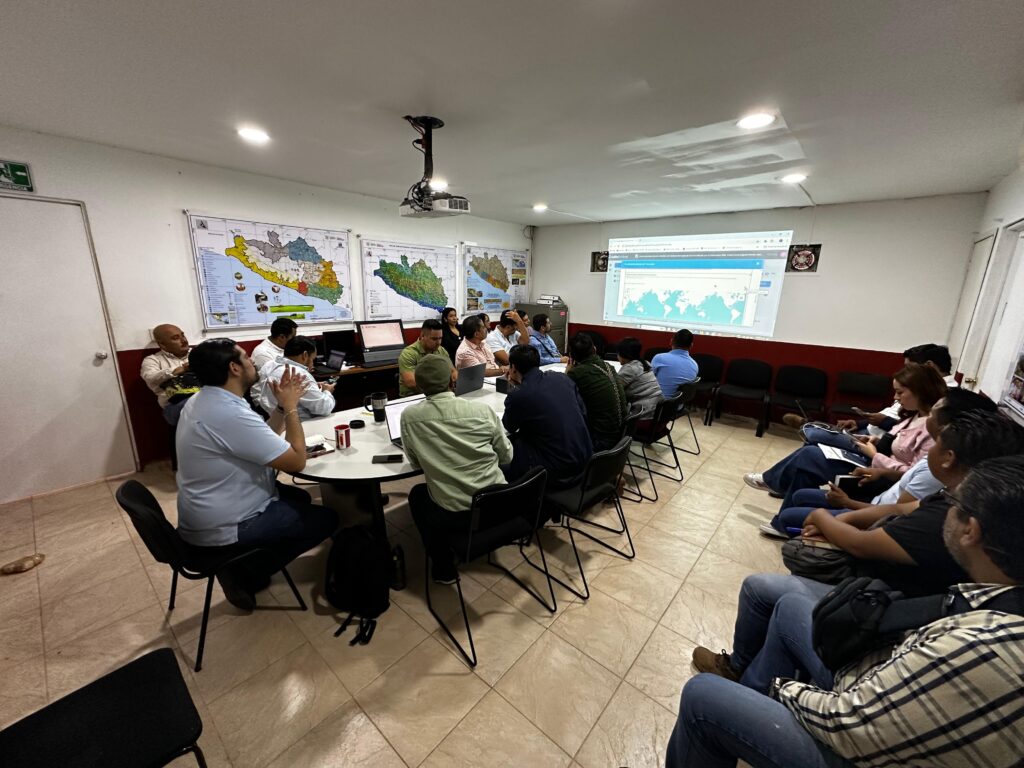 Secretarías de Agricultura y Protección Civil unen esfuerzos para evaluar daños en La Sierra tras el huracán John