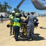 La Secretaría de Salud Guerrero, y con el respaldo técnico logístico y monitoreo del puesto de mando de la Secretaría de Protección Civil del Estado, esta mañana se realizó una evacuación aeromédica de un paciente masculino geriátrico