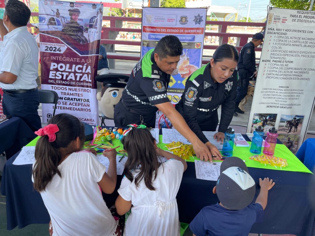 CONTINÚA EL GOBIERNO DE GUERRERO ACERCANDO LA FERIA DE LOS SERVICIOS A LA CIUDADANA ACAPULQUEÑA