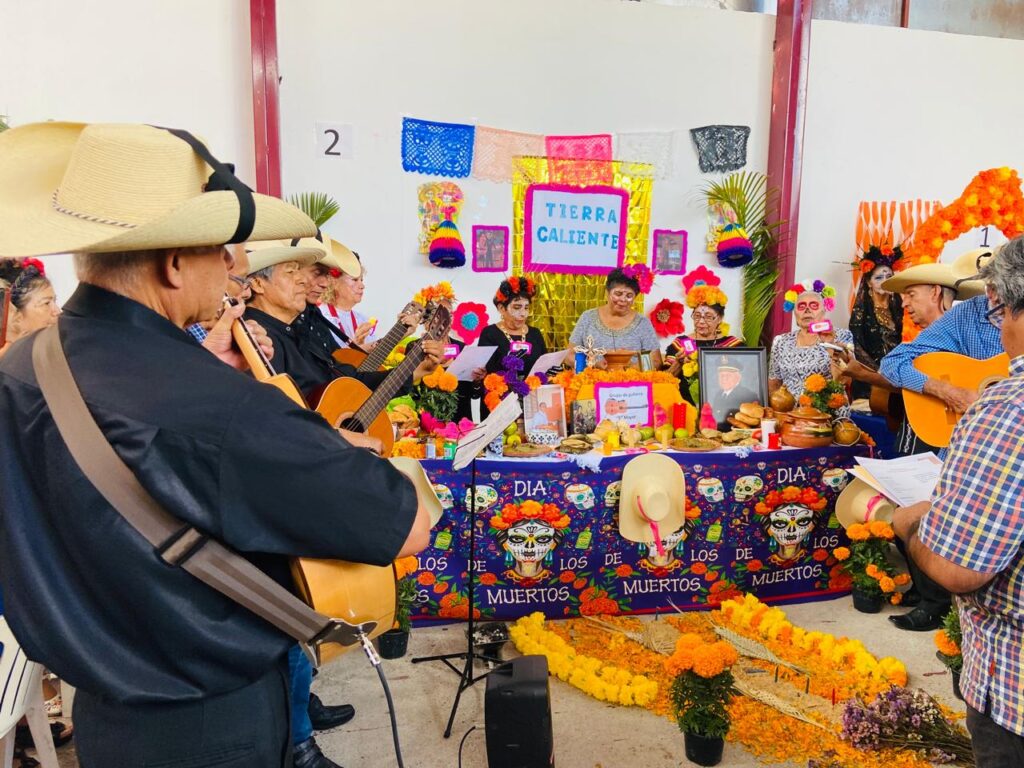 IGATIPAM realiza concurso de Ofrendas de Día de Muertos