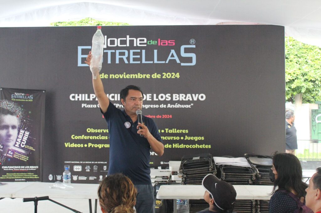 Inició “Noche de las Estrellas 2024”, con talleres de ciencia, en la plaza cívica de Chilpancingo: SEG