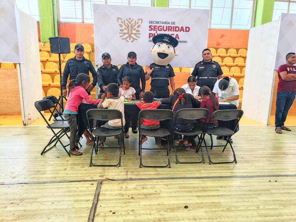 Con gran participación de la población se realizó la Feria de los Servicios Integrales en Ometepec