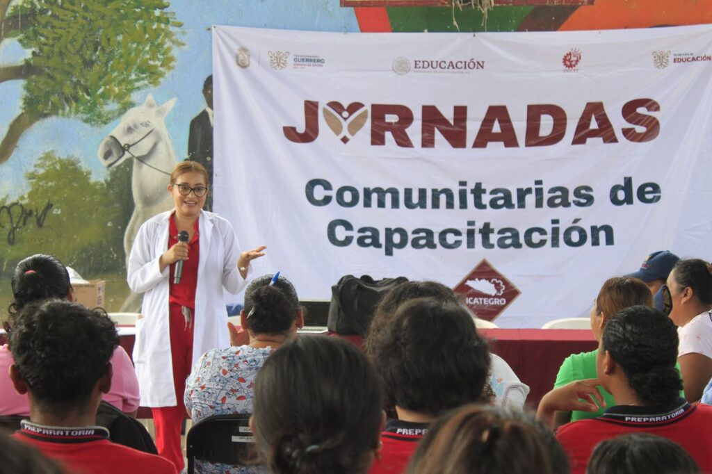 Se impulsa el autoempleo de las familias guerrerenses con Jornadas Comunitarias de Capacitación
