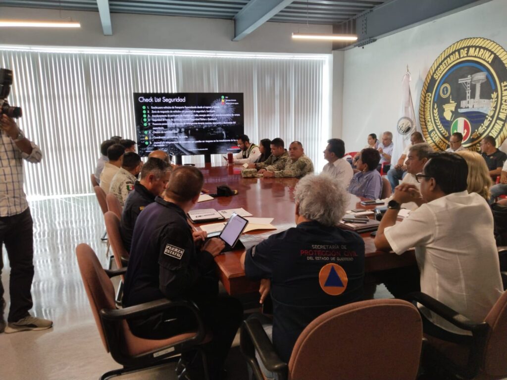 La SGIRPCGRO acuerda intensificar trabajo preventivo para evitar accidentes durante espectáculo de la gala de pirotecnia