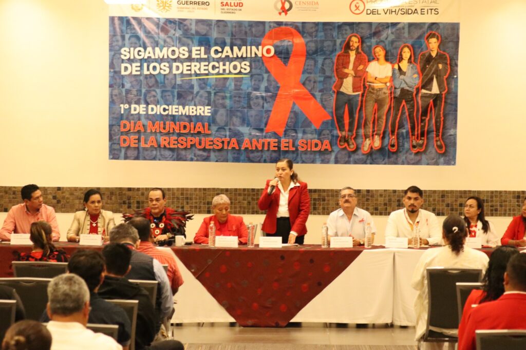 Con conferencias magistrales conmemora la Secretaría de Salud el Día Mundial de la Respuesta ante el Sida                         