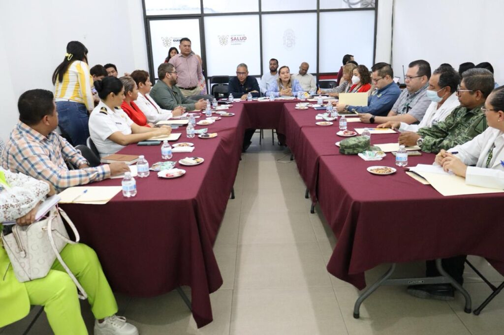 Acuerda sector Salud redoblar esfuerzos de colaboración para garantizar disponibilidad de sangre y sus hemocomponentes en Guerrero