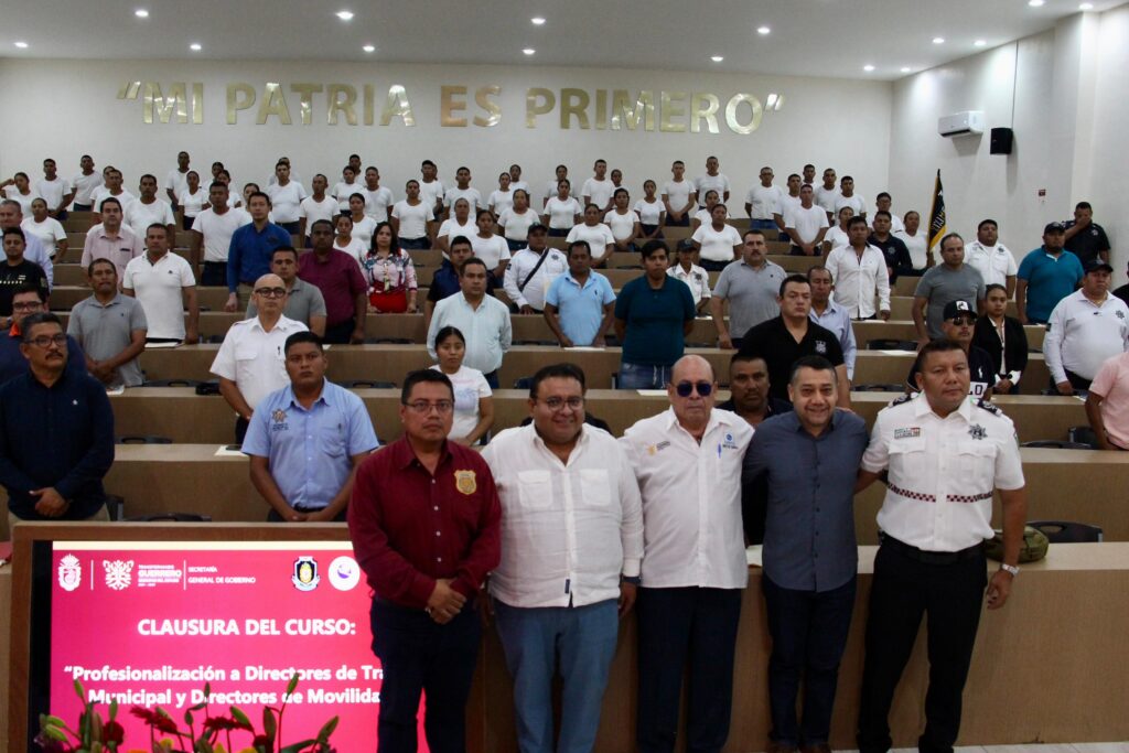 Subsecretario Francisco Rodríguez Cisneros clausura Cursos de Profesionalización para Directores de Tránsito y Movilidad