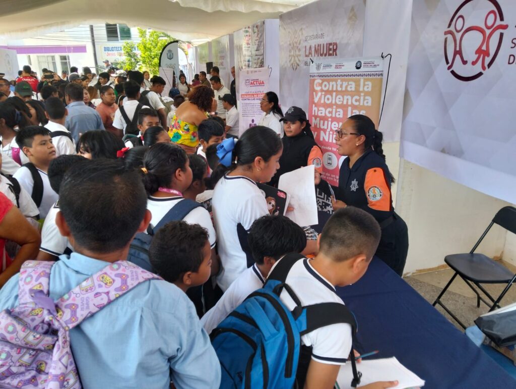Gran participación ciudadana en la Feria de los Servicios Integrales del municipio de Florencio Villarreal