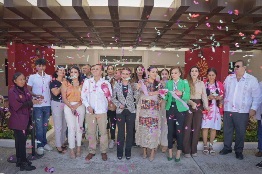 Evelyn y Liz Salgado aperturan el CRRI de Taxco para beneficiar a personas con discapacidad de la región Norte