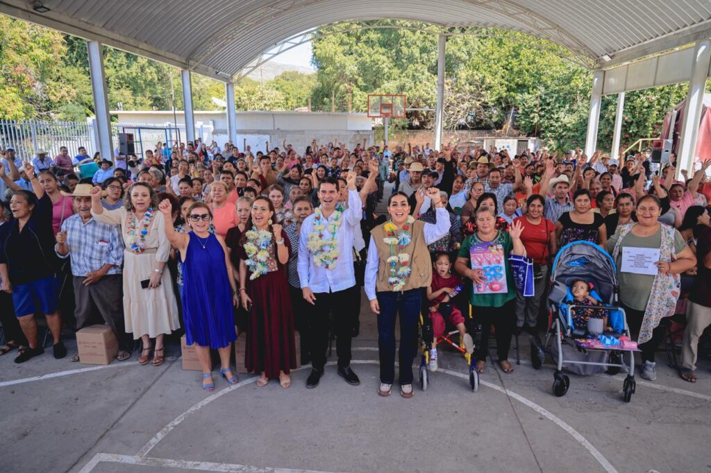 Refrenda Liz Salgado su apoyo integral a las comunidades prioritarias a través de programas sociales