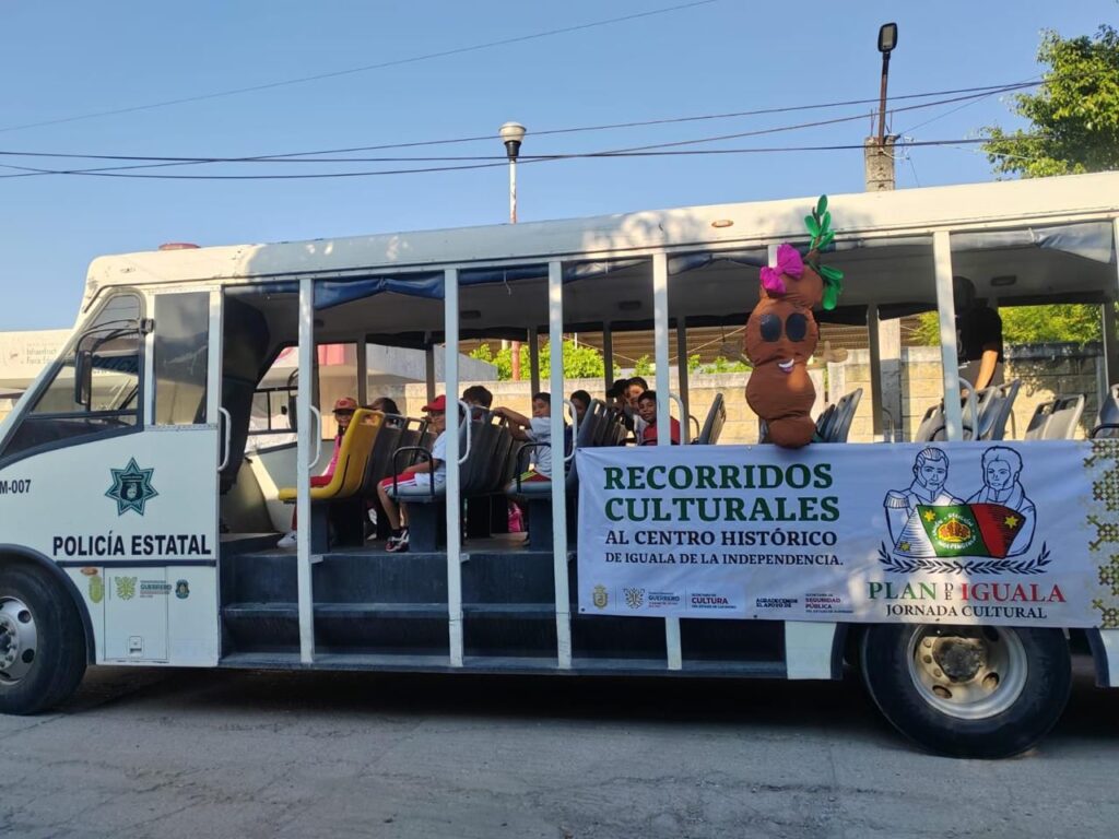 Policía Estatal participa en los “Recorridos Culturales” de la Jornada Cultural Plan de Iguala