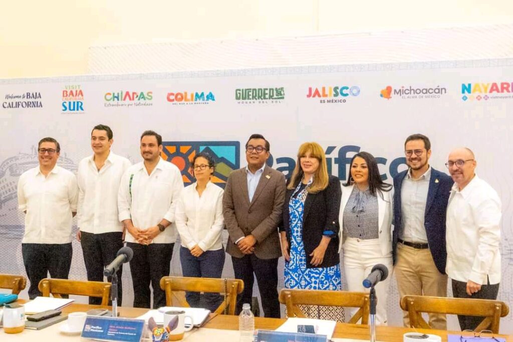 Simón Quiñones Orozco, presidió la Segunda Sesión de Trabajo del Consejo Turístico del Pacífico Mexicano