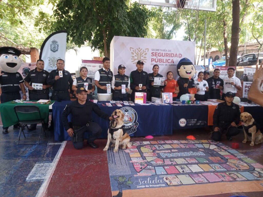 Gobierno de Guerrero atiende a la población de La Unión y Zihuatanejo con la Feria de los Servicios Integrales