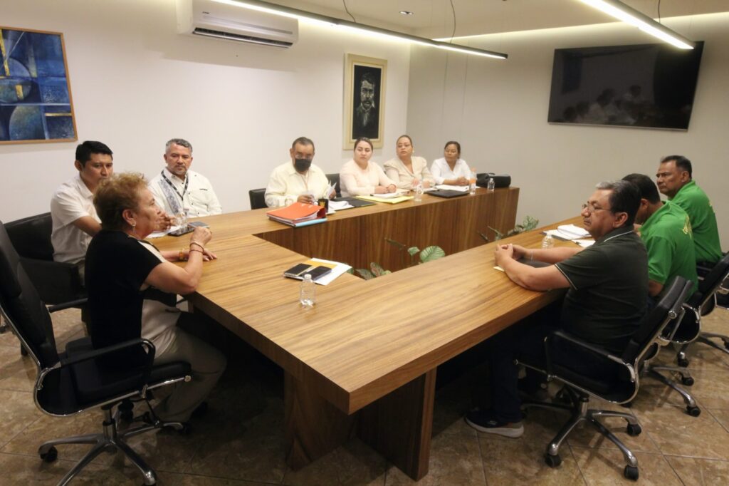 Apertura el gobierno estatal el diálogo para resolver conflicto laboral en el Instituto de Oftalmología