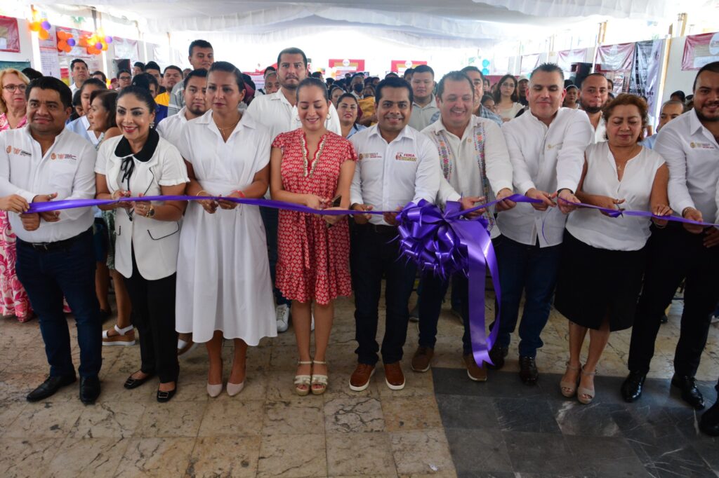 Acapulco Celebra el Empoderamiento Femenino con la Feria Nacional de Empleo para Mujeres se ofertaron más de mil oportunidades laborales