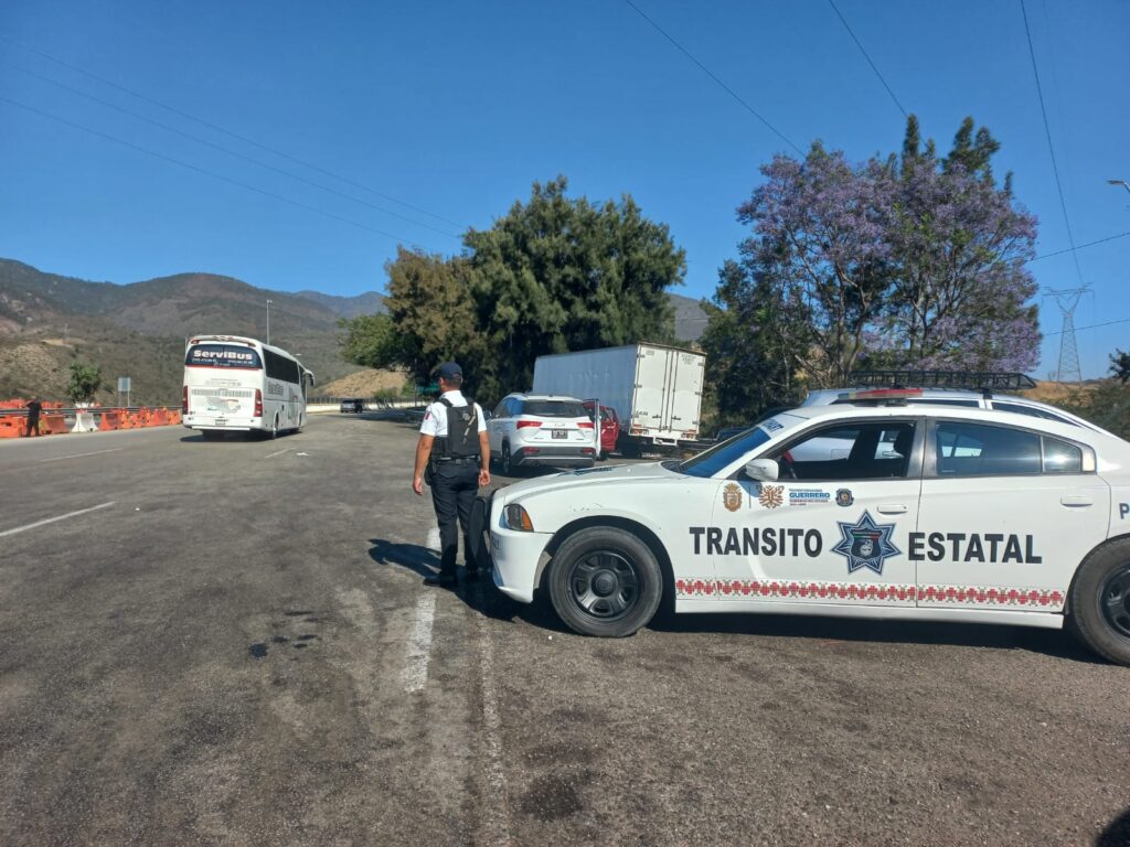 Policía y Tránsito Estatal refuerzan su despliegue de seguridad y auxilio vial