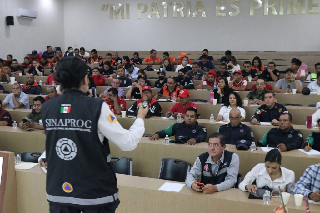 Gobierno de Guerrero emprende programa de profesionalización para autoridades estatales y municipales de protección civil