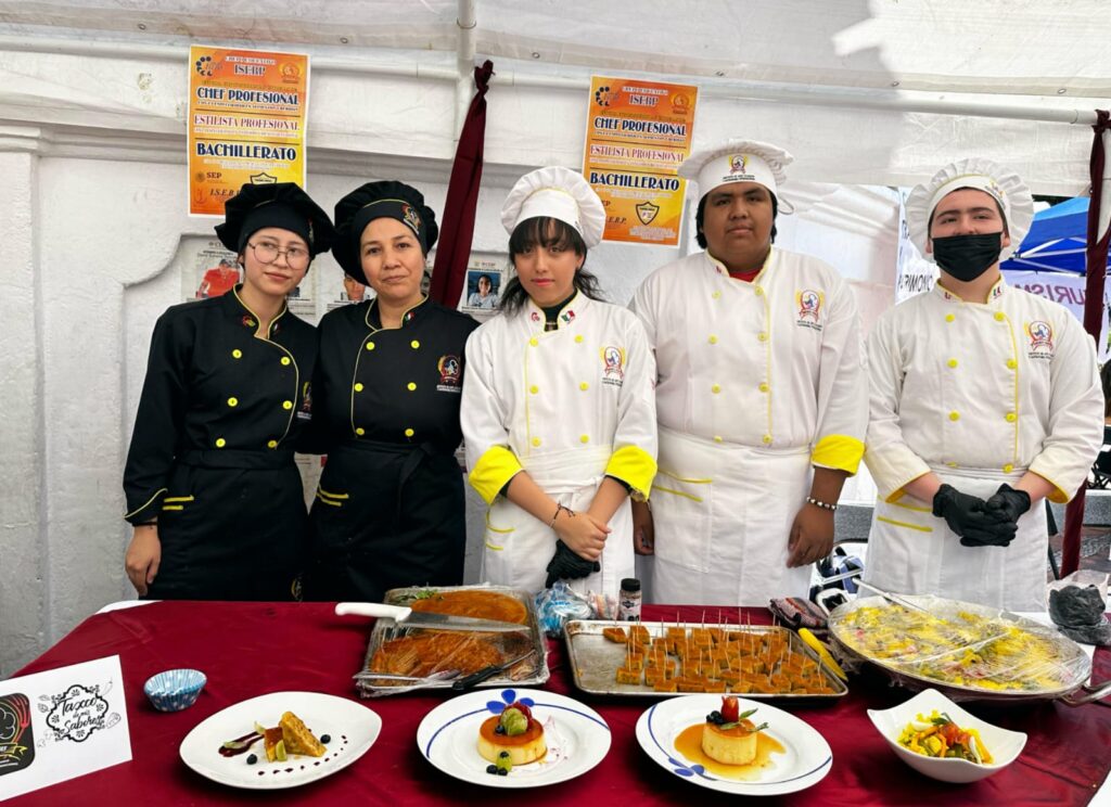 El valor de la gastronomía de Taxco, su cultura y atractivos se ponen en alto en la feria “Taxco de mis Sabores”.