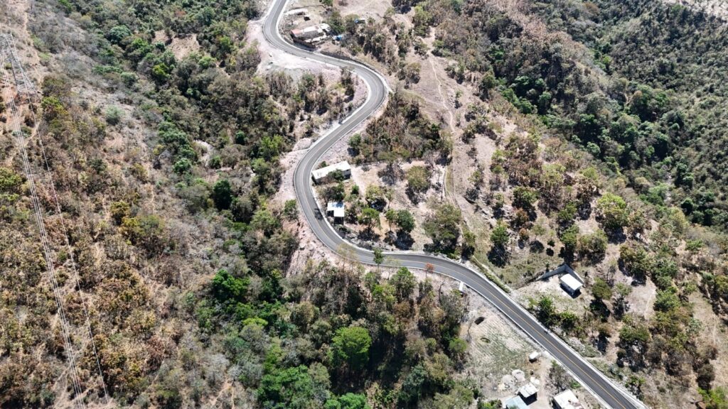 En el “Año de las Obras” el gobierno de Guerrero continúa mejorando la red carretera del estado