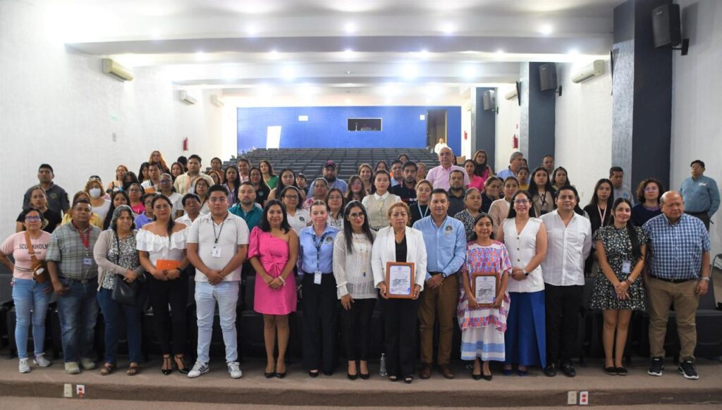 Imparte la SEMUJER ponencia sobre la violencia contra las mujeres y cohabitación forzada