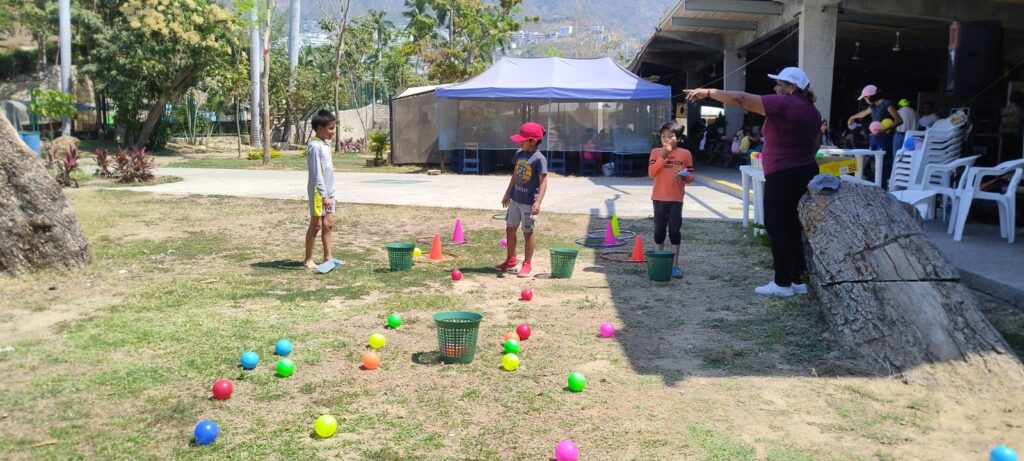 El Parque Papagayo cerrará el mes de la niñez con una carrera de botargas