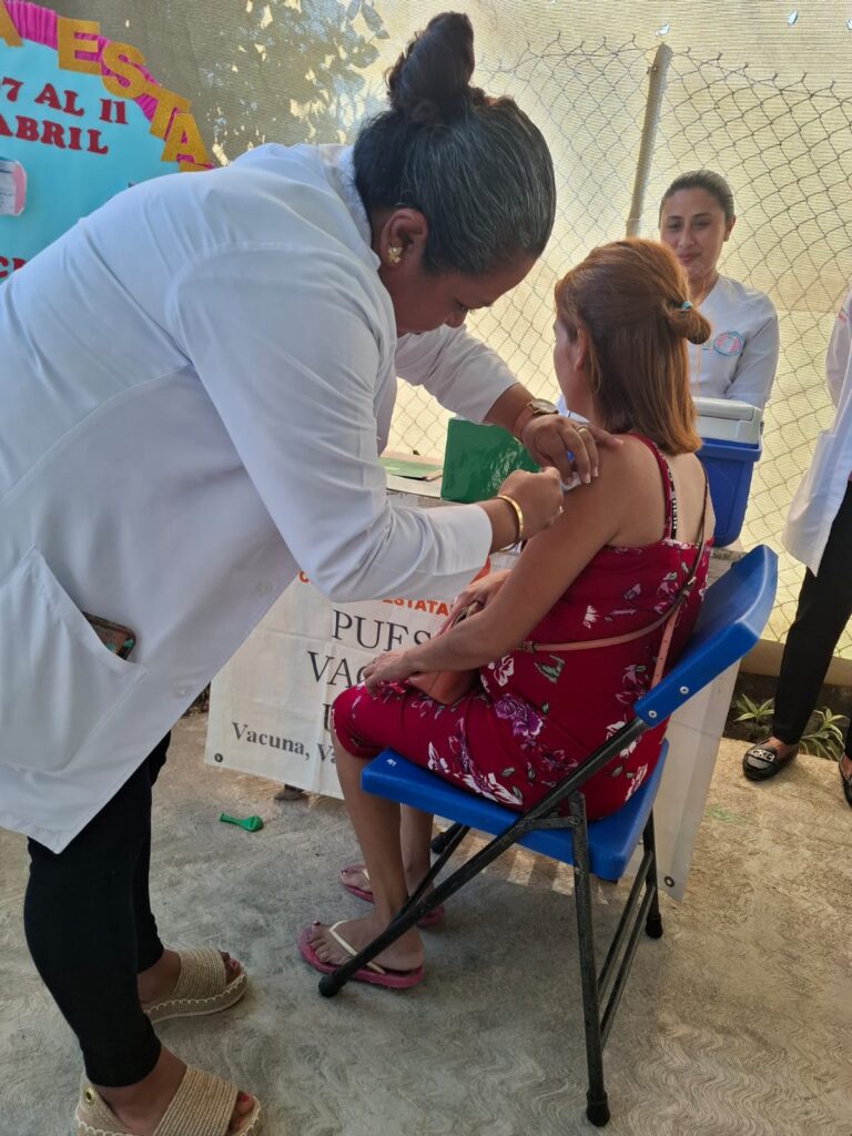 Inicia la Primera Semana Estatal de Vacunación en la Costa Grande: SSG