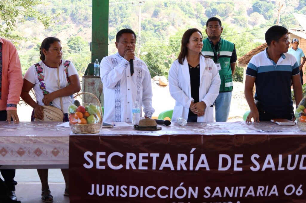 Acerca Salud Guerrero servicios médicos a la comunidad indígena de Coapinola en el municipio Ñuu’Savi