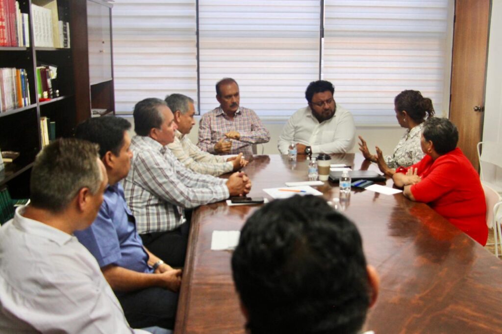 El subsecretario Francisco Rodríguez Cisneros encabezó una reunión en donde se privilegió el diálogo institucional