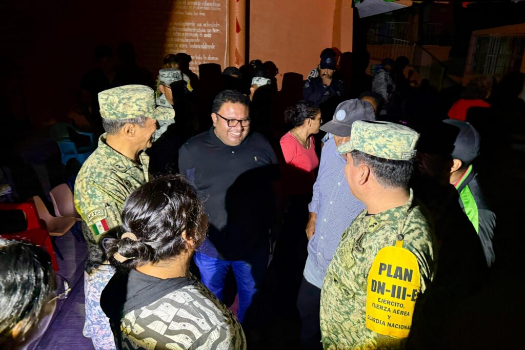 Gobierno de Guerrero y autoridades federales acompañan a familias de Punta Maldonado tras el paso del huracán Erick