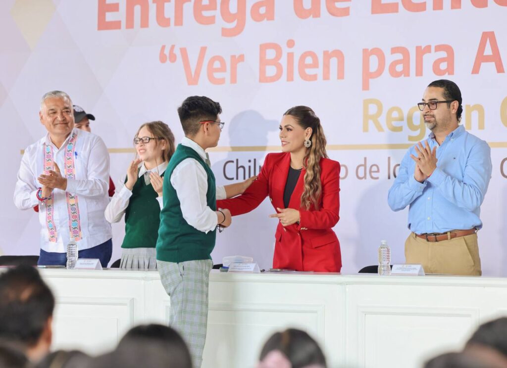 Prioriza Evelyn Salgado salud visual de estudiantes de Guerrero