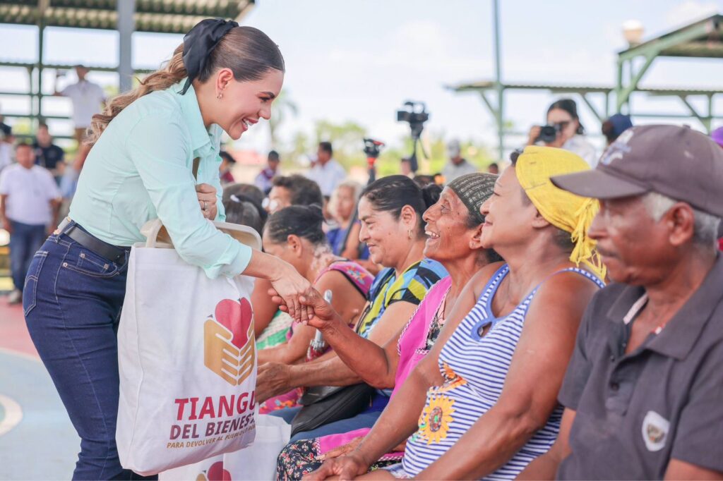 Nos unimos para atender, hoy estamos aquí para apoyar a Cuajinicuilapa y a la Costa Chica: Evelyn Salgado
