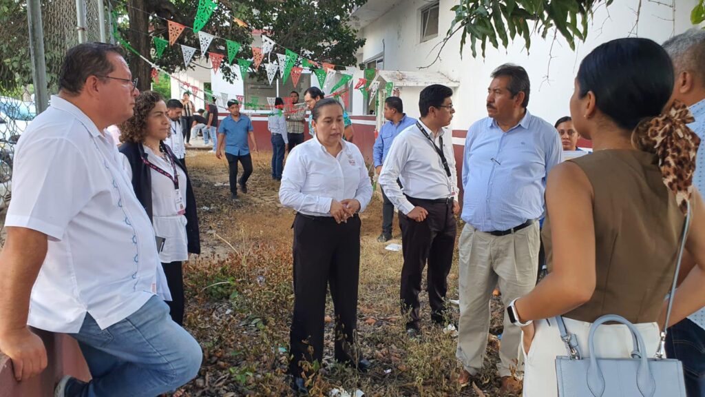 Acuerdan acciones prioritarias para mejorar servicios de salud en Xaltianguis