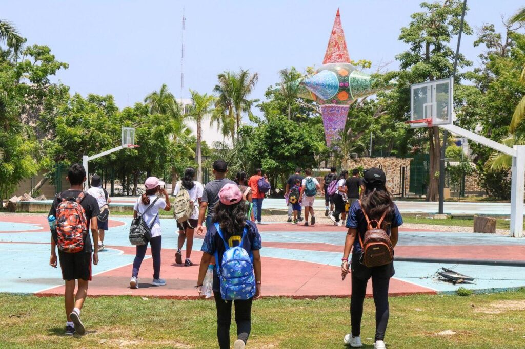 Inician los cursos de Verano 2025 del Parque Papagayo en Acapulco