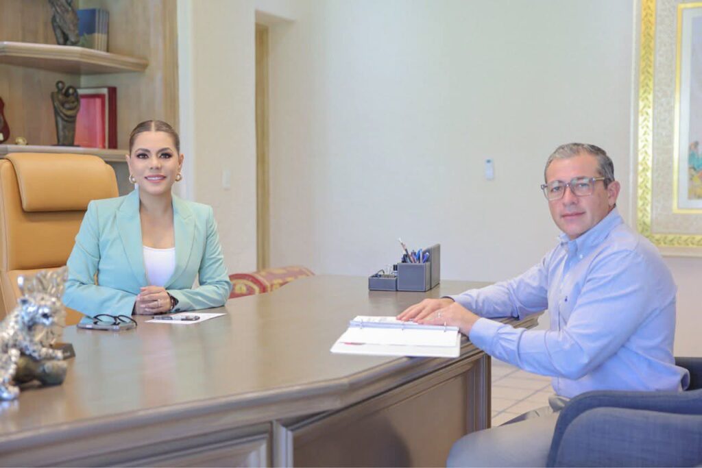 La gobernadora Evelyn Salgado Pineda se reunió con el titular de la Secretaría de Contraloría y Transparencia Gubernamental