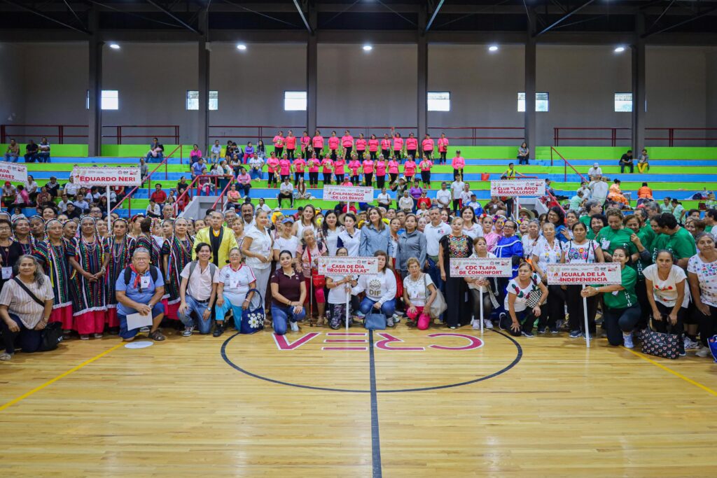 Promueve el gobierno estatal el deporte, la cultura y el desarrollo integral de adultos mayores